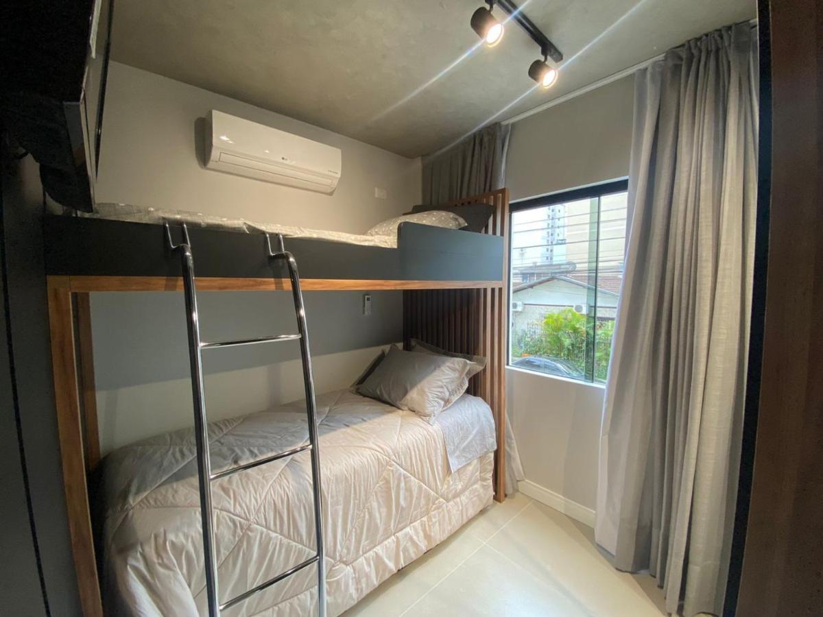 Apartamento aconchegante e moderno no centro de Balneário Camboriú Esterno foto
